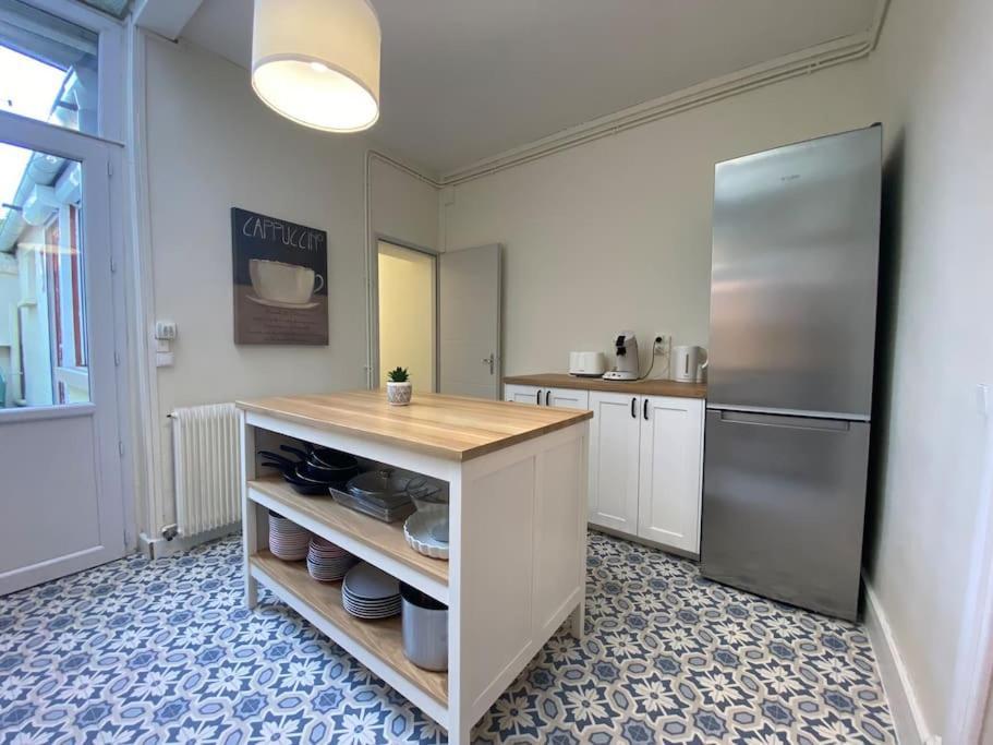 Maison De Charme - 4 Chambres - Courette & Parking Gratuit Amiens Luaran gambar