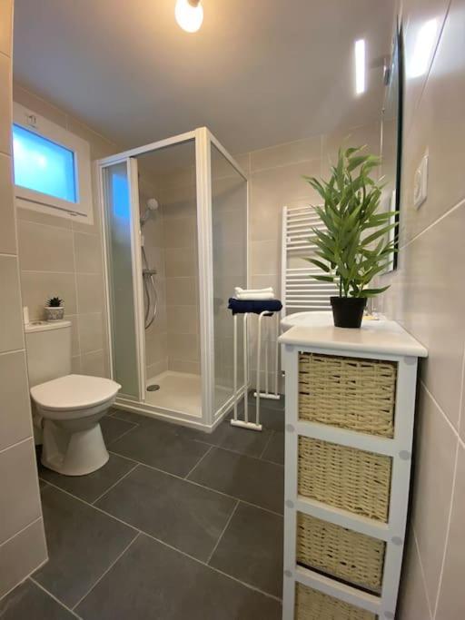 Maison De Charme - 4 Chambres - Courette & Parking Gratuit Amiens Luaran gambar